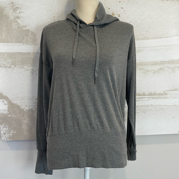 Gaiam Woman's Grey Pull Over Hooded Sweatshirt - Picture 1 of 4